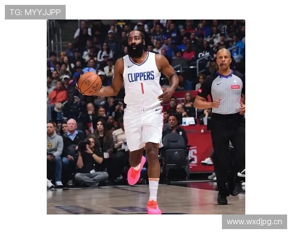 布伦森突破拉开与利拉德距离 提升球队关键时刻得分能力